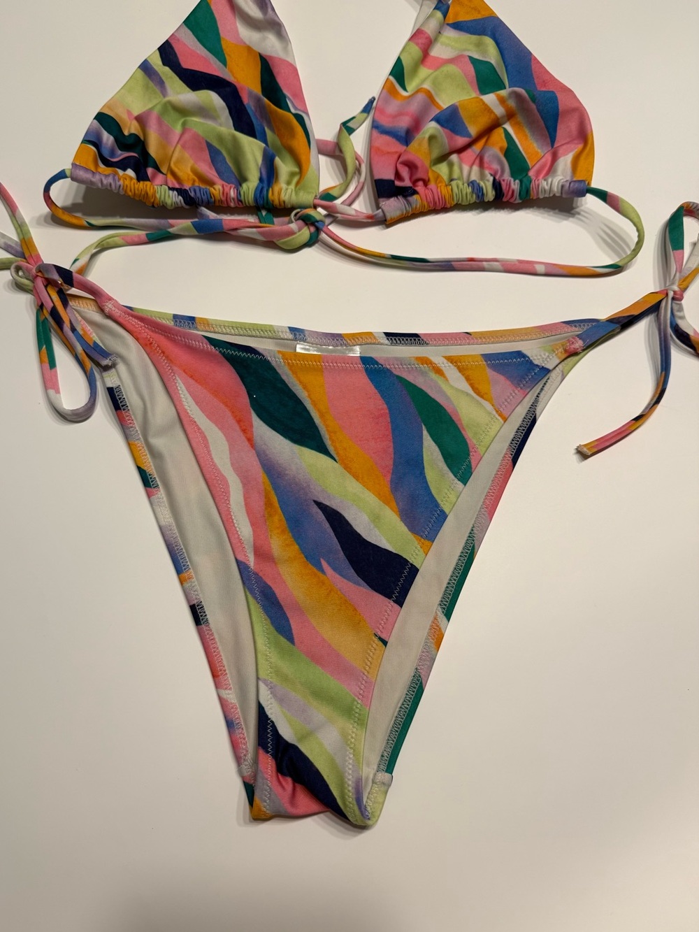H&M x Kehlani Multicolor Wave Abstract Print String Bikini Set | Size 6 - Picture 3 of 11